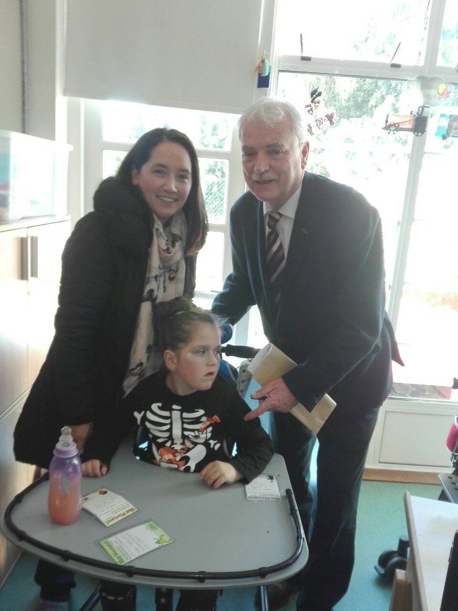 Finian_McGrath tweet picture