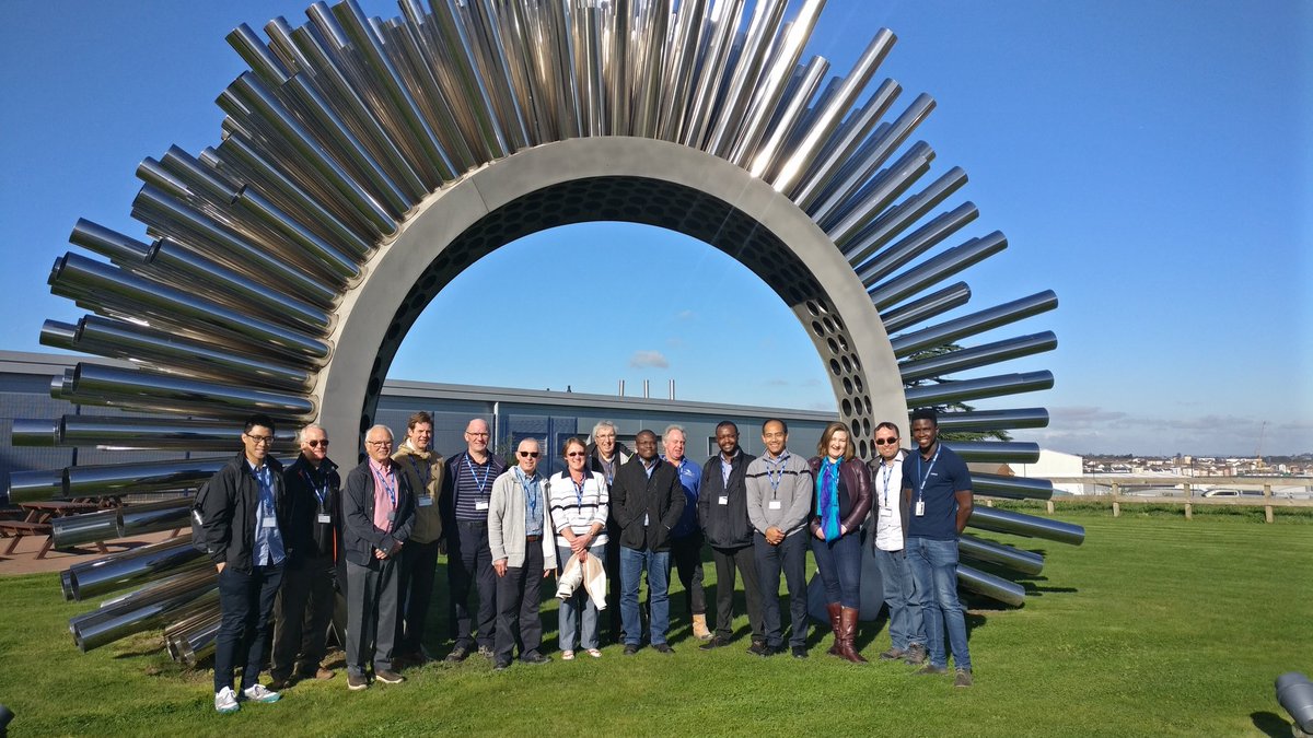EngAustraliaUK's tweet photo. Interesting &amp; Fascinating Visit to @Airbus with @IETbristol kicking off our 2017 Regional UK Eng Trip! #wingassembly #landinggear #VR https://t.co/iLiY4WyhWO