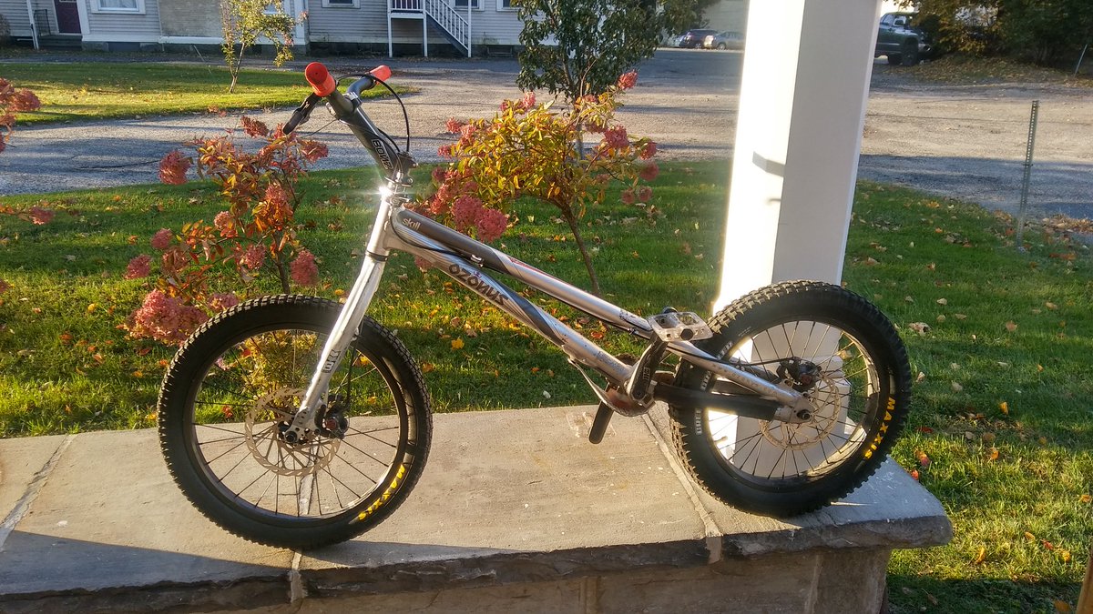 SkiyeSounds's tweet photo. #trialsbike #bmxtrials #urbanbmx #ozonys #maxxistires #bmx #bmxyogi #bmxlife #bmx4life #Berkshires #WesternMass #PittsfieldMA https://t.co/ASZvUcFDEQ