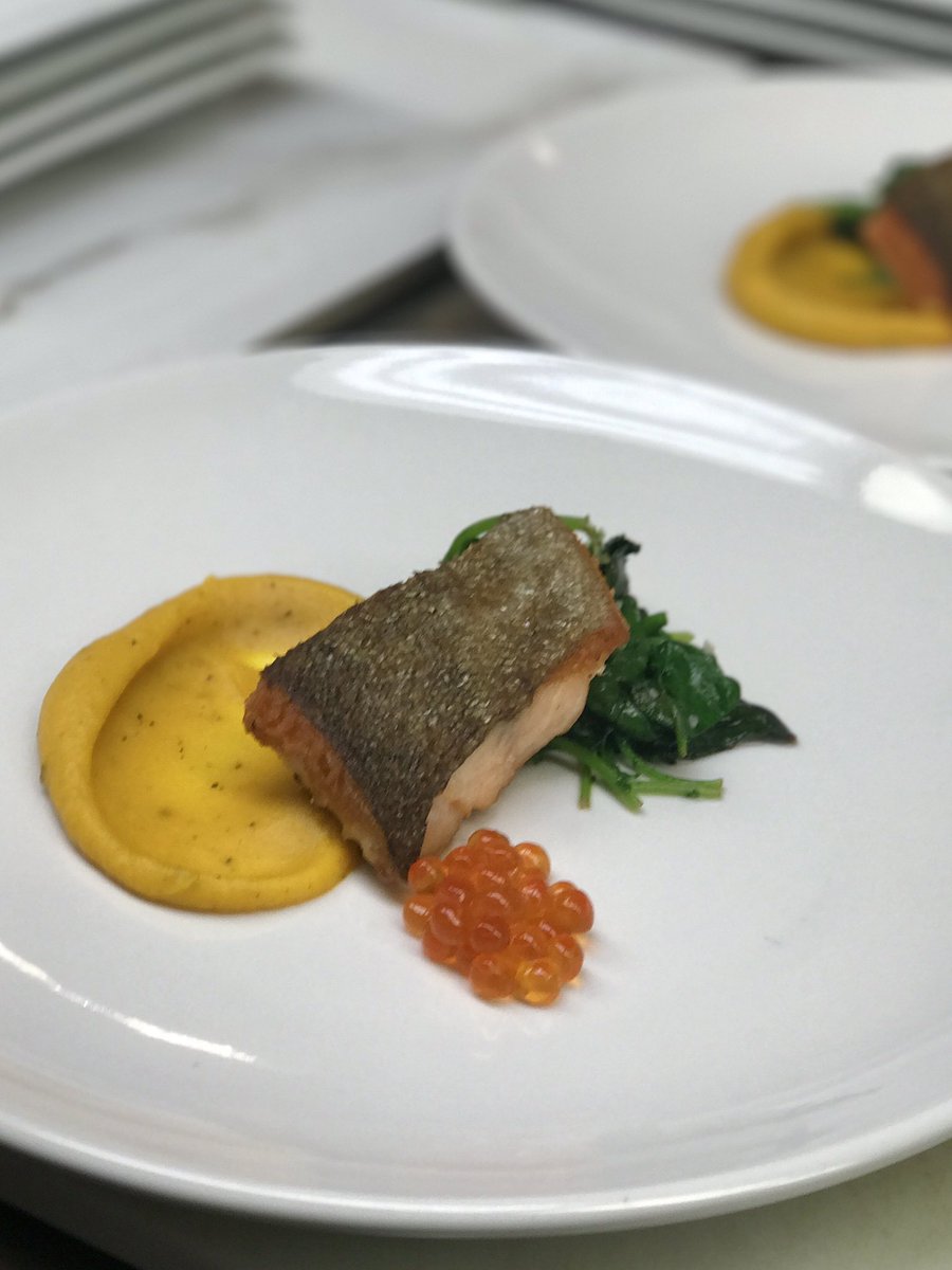 Chef Tom Braidwood tweet media