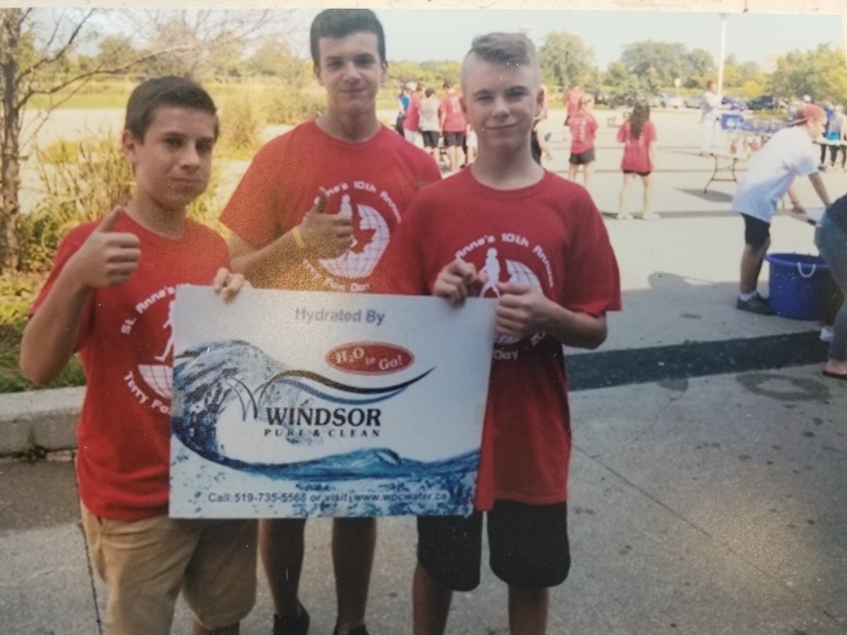 WPClean's tweet image. We are always ready and willing to help our community.  Congratulations to St.Annes High School for participating in the Terry Fox.  #yqg