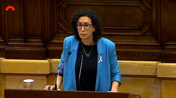 .@martarovira: 'Nosaltres no volem imposar la independència. L'hem sotmès a les urnes i hem obtingut un mandat democràtic' #Parlament