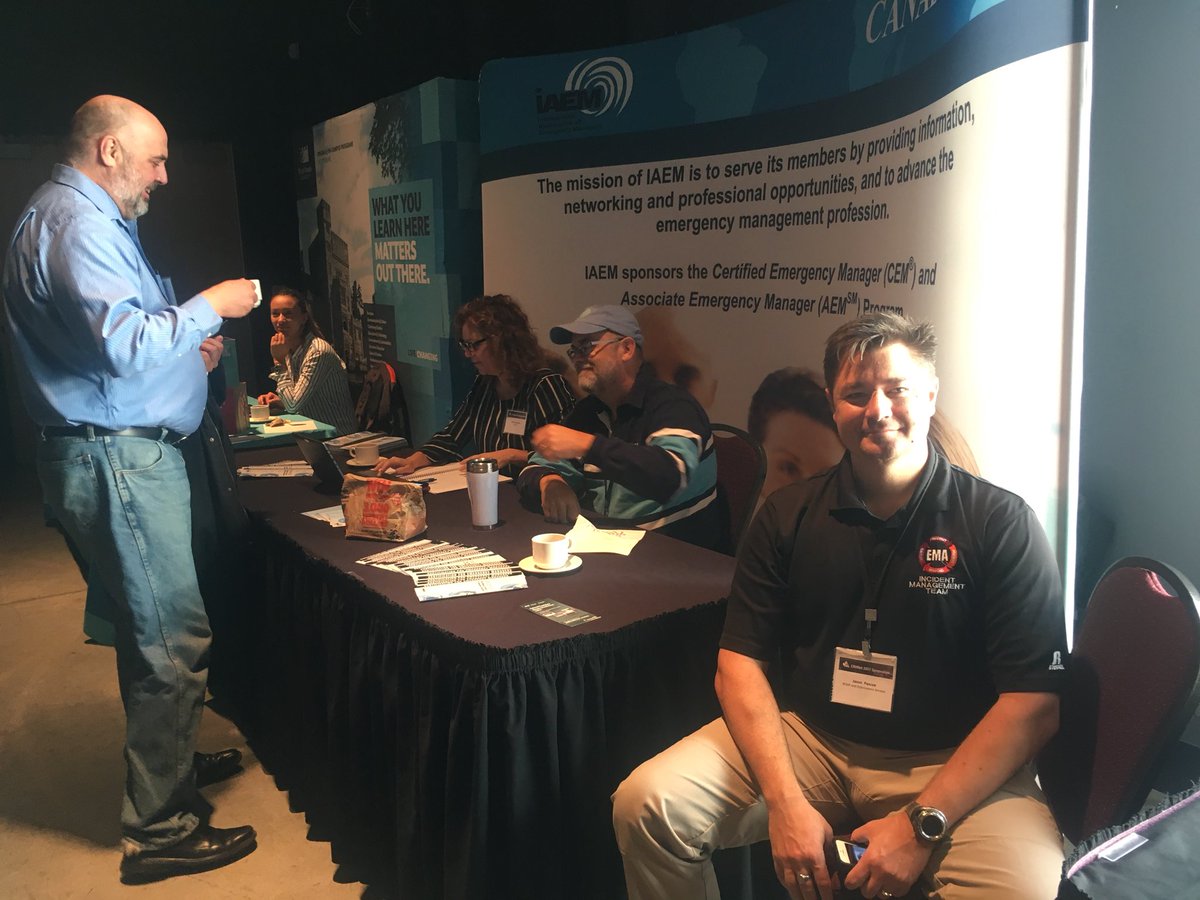 k_lentowicz's tweet photo. An early morning @IAEMCdnCouncil booth at the #CRHNet2017 symposium on Day 3 in #Halifax. @POPascoe @JohnMSaunders https://t.co/HkHXb7rO05