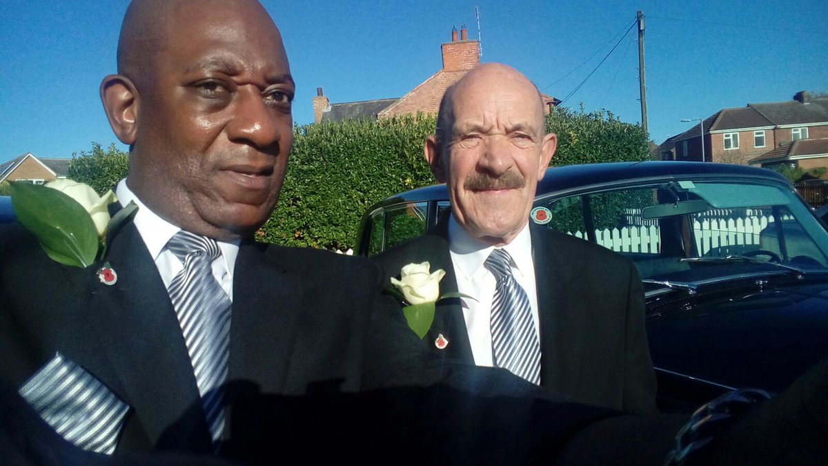 Lymnluxury's tweet photo. Congratulations to Mr and Mrs Luke Rogers - tying the knot today at St Mary the Virgin, Lowdham - drivers Nev and JJ were LLVH chauffeurs https://t.co/ZZciTHquSs