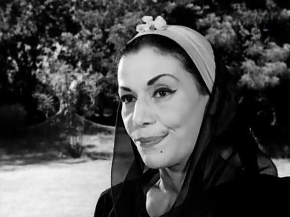 nasir_alarbash's tweet image. الفنانة ملك الجمل...إشتهرت بأدوار الشر في أعمالها.
هذه الفنانة عشقها الشاعر إبراهيم ناجي فكتب من أجلها قصيدة الأطلال اللي غنتها أم كلثوم.