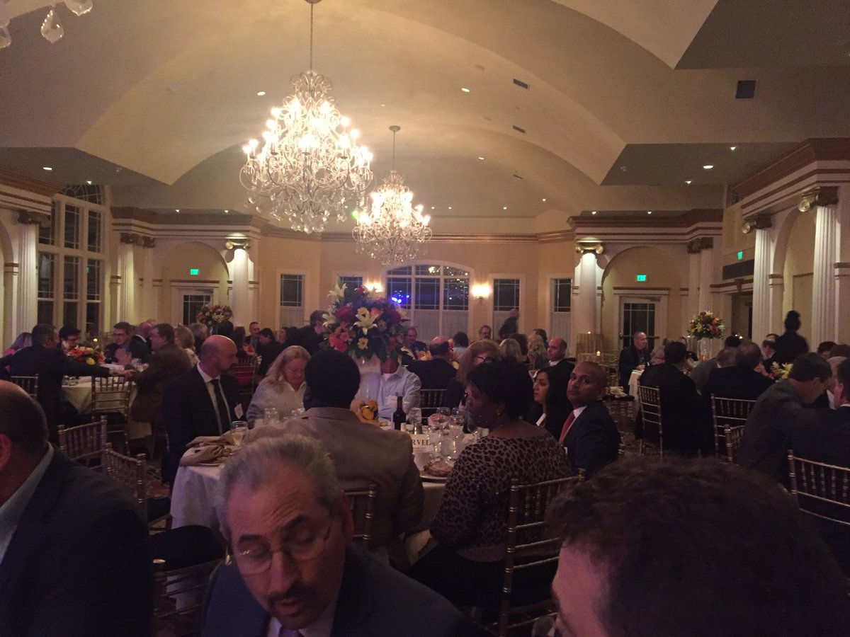 ThinkingItsCool's tweet photo. Honoring outstanding employees who celebrated 25 and 50 Years of service with PW !  So much history in the room. Amazing ! #WeArePW, #ECMPS https://t.co/fB3UJotTPz