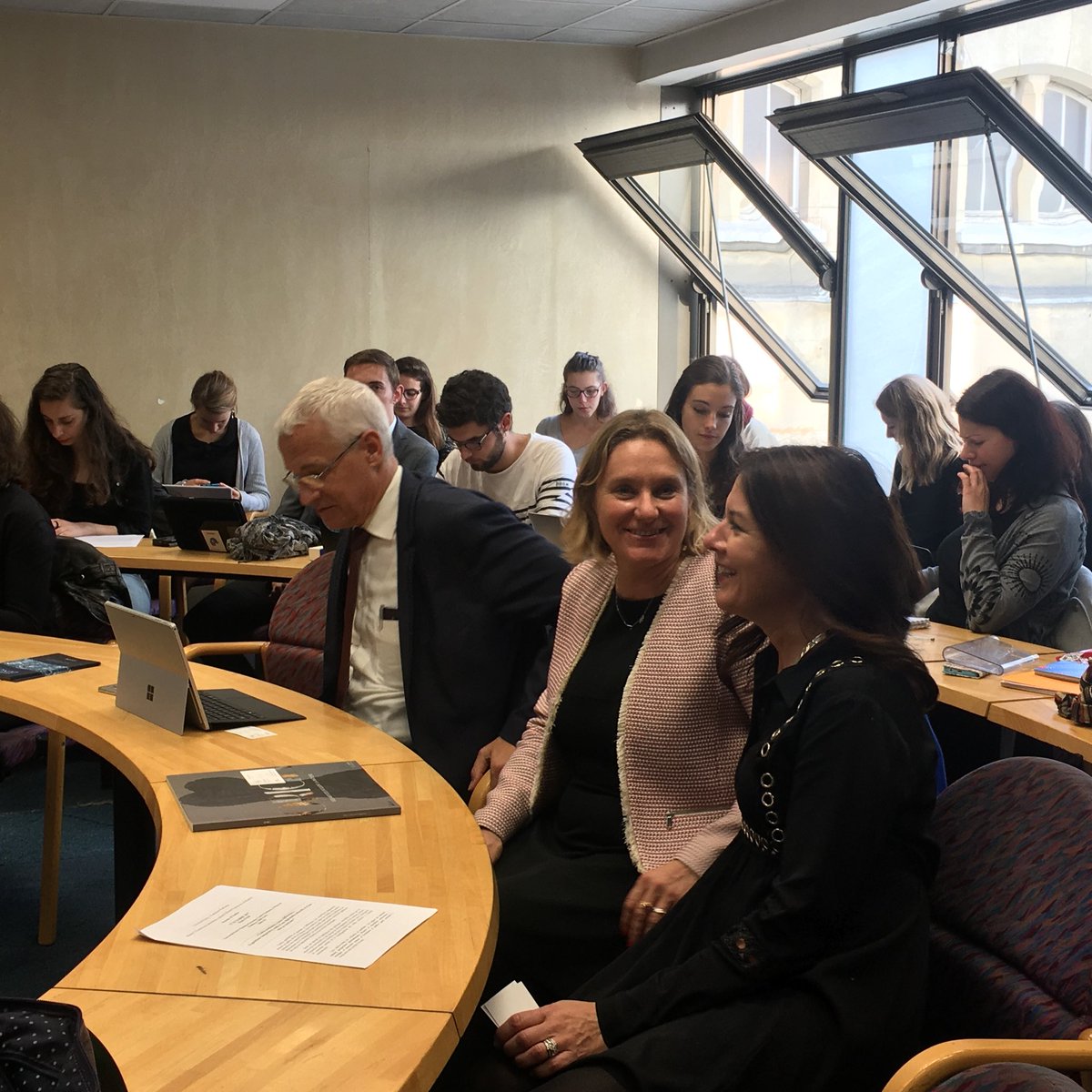 NobleSeitz's tweet photo. Symposium : 2nd Round Table about museums and exhibitions Sorbonne @hauglustaine @MuseeLouvre @universcience @NobleSeitz @HerbertMuender https://t.co/mZMw0IIdhS