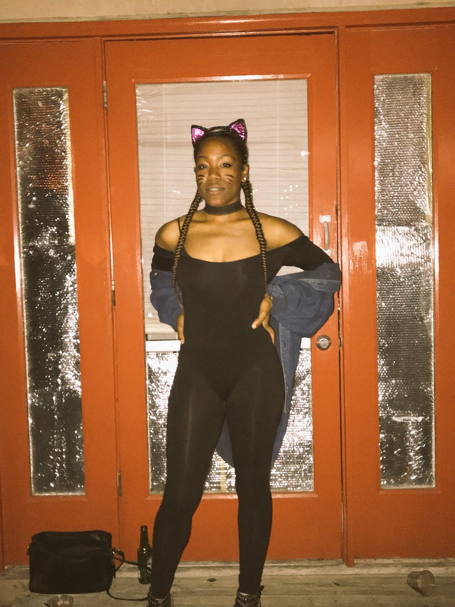 QUANNAMC's tweet photo. Let’s go little kitty kat #VainATL https://t.co/kMnz4SMR6Y