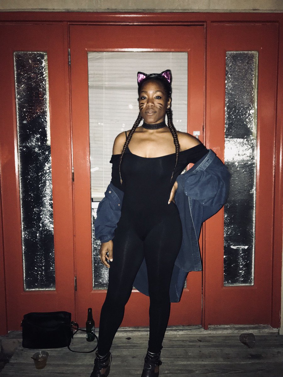 QUANNAMC's tweet photo. Let’s go little kitty kat #VainATL https://t.co/kMnz4SMR6Y