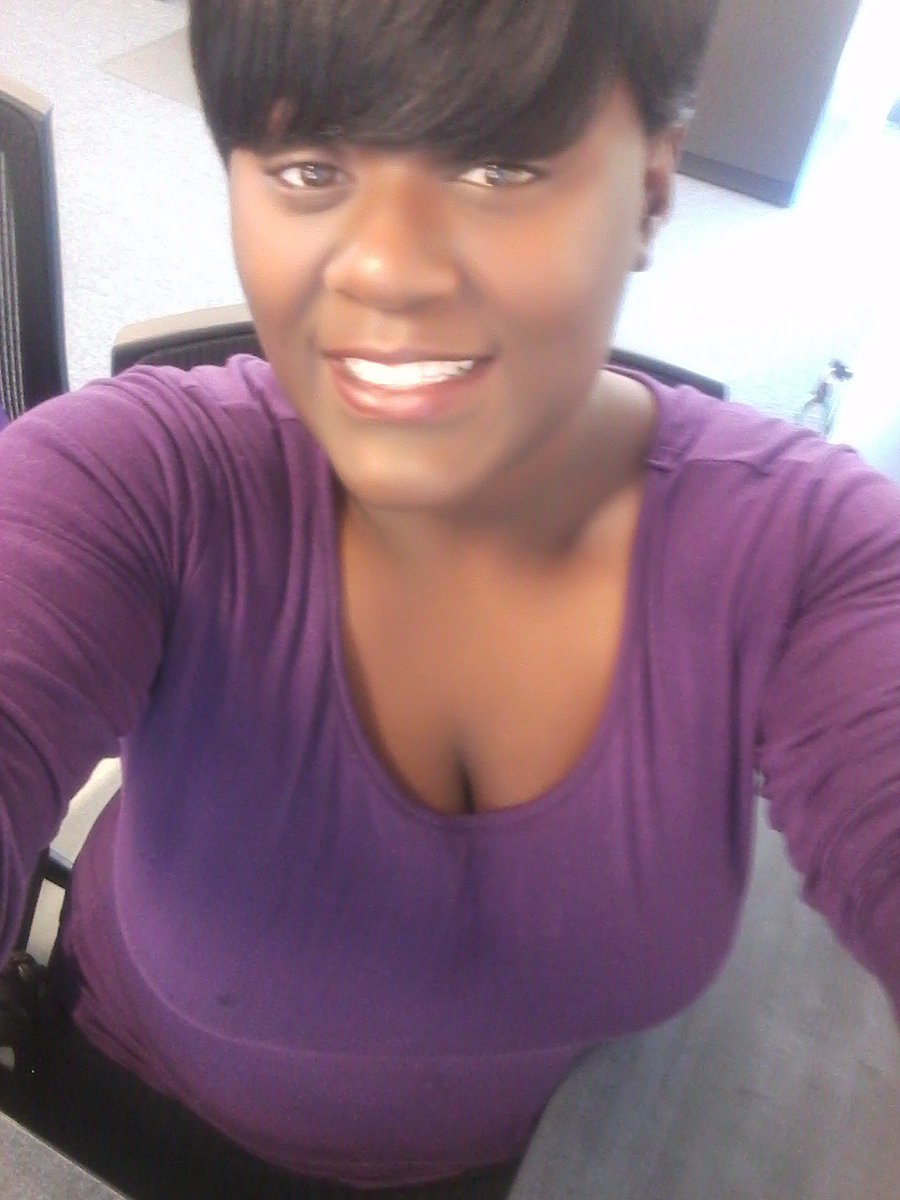 Precious12842's tweet photo. #DOMESTICVIOLENCEAWARENESS #TMX #PURPLE #LOVE #💜 https://t.co/yttGsJAciX