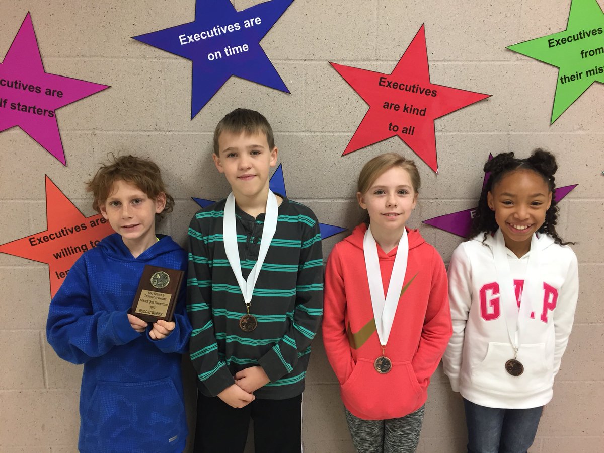 LuxScience's tweet photo. 5A Winners at King Science Quiz Competiton “Build-It”.  So proud of these 4 students #WeAreBuffett @BuffettMagnet @BuffettDean https://t.co/OFJoaL8M2G