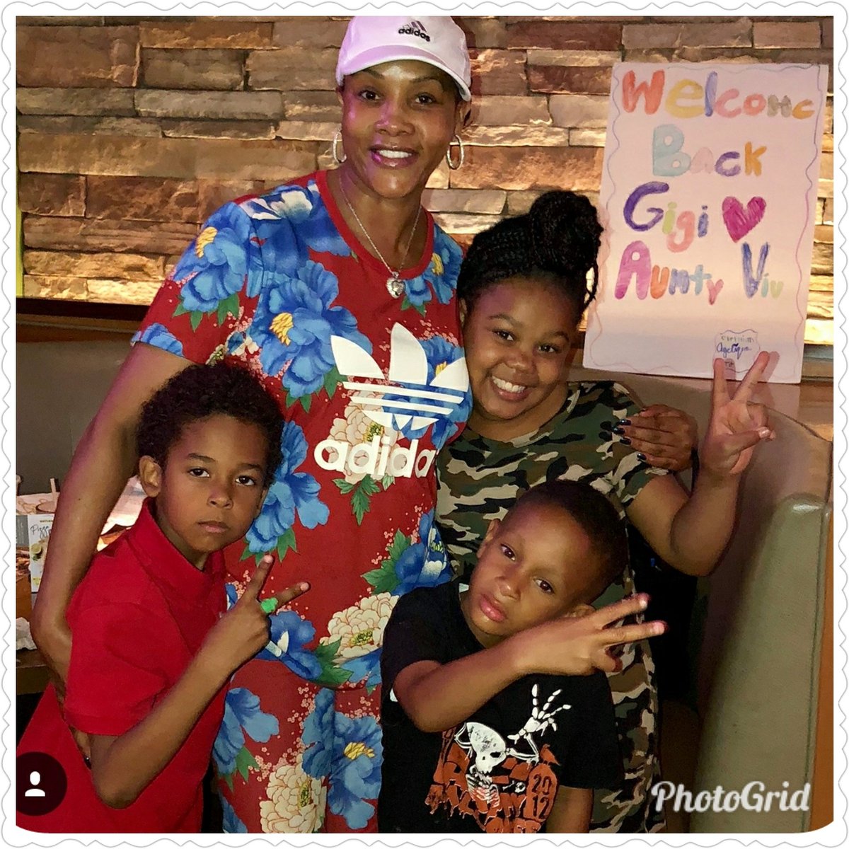 MsVivicaFox's tweet photo. GM #FreshFaceFri pix w my Welcome Home LA Squad! Godson #Christian #TJ n #Amarje made me smile as we had a FUN dinner at my fav spot #CPK 🙌🏾 https://t.co/jPGFwrqEHO