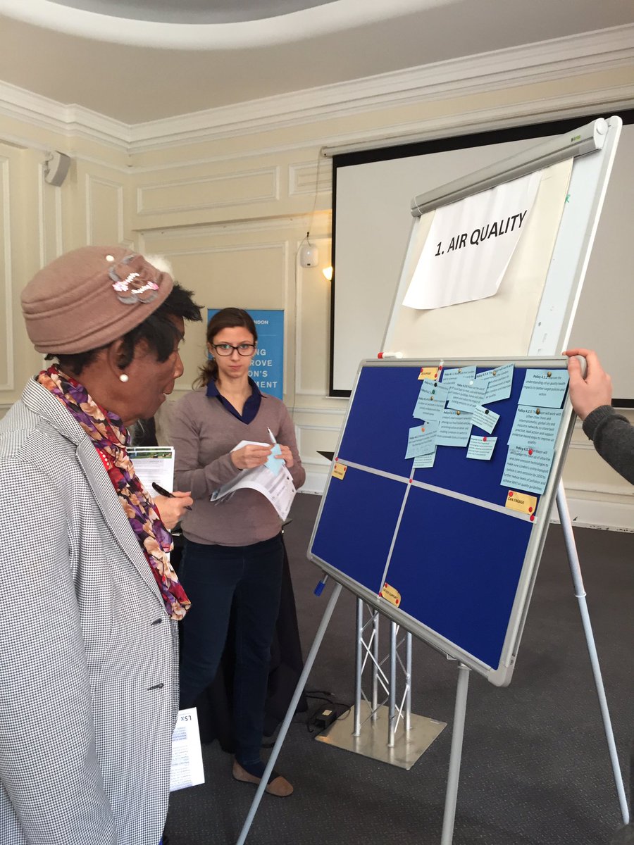 LSx_News's tweet photo. Thanks @BridgetFox for running such a great workshop! #LSxOnEnvironmentStrategy https://t.co/J40zXjNsq8
