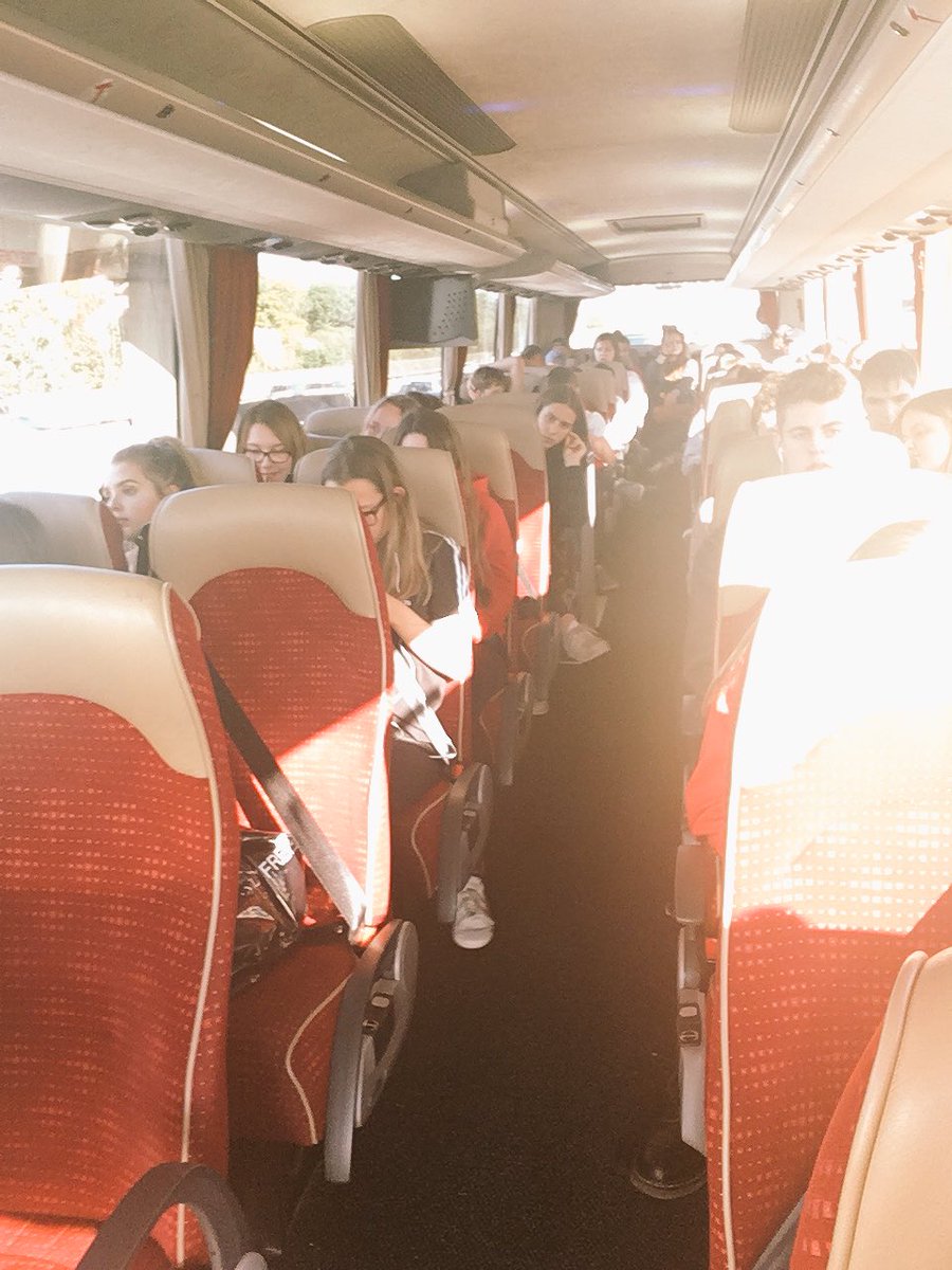 WriGeog's tweet photo. Back in the U.K and on the way home 🇬🇧 These kids have been an absolute joy! Very proud! #BayofNaples #geographytrip @WrithlingtonSch https://t.co/wN8KqCiTyC