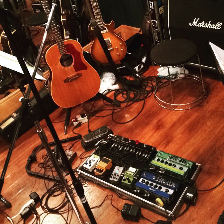 シライシカズトモ A K A Daken No Twitter レスポールとマーシャル そして アコギはj 50 コースケくんのリハーサルは続くのだ エフェクターボードは まだまだ変更の余地あり 米原幸佑ワンマンライブ 原宿アストロホール スパスパ Kissme 11月3日