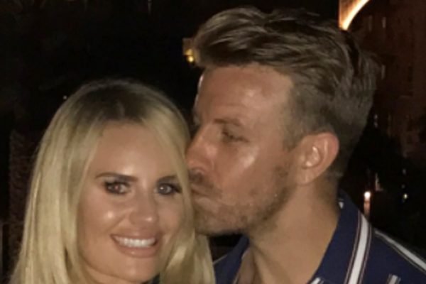 Smith1Kaylee's tweet photo. Ex Towie Star Danielle Armstrong Splits From … : https://t.co/dVC1O7NIct ,,,, https://t.co/MKDOB7Dqjr