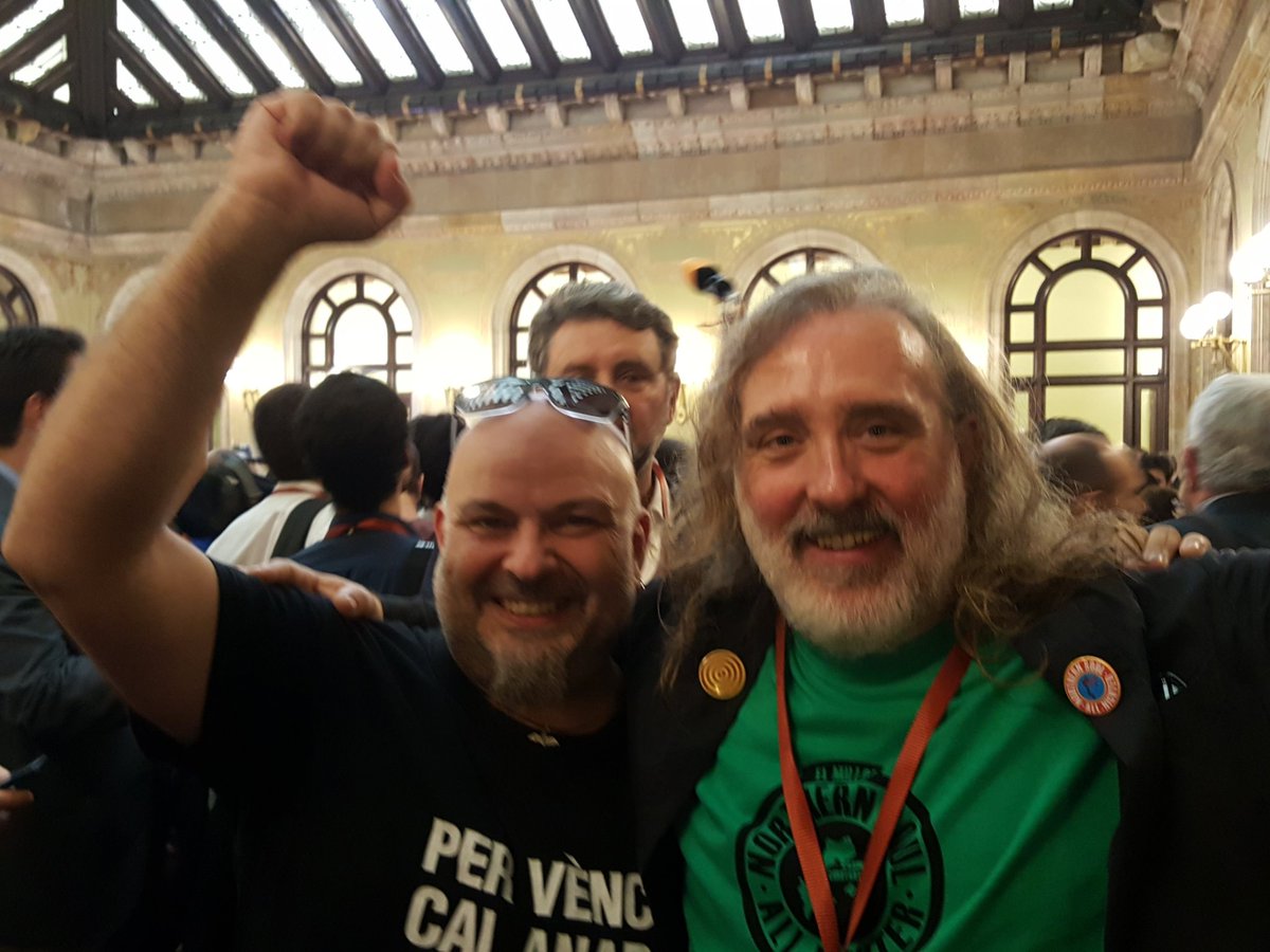 francescribera's tweet photo. Visca la república!!!! https://t.co/N27ZLc2Dhk