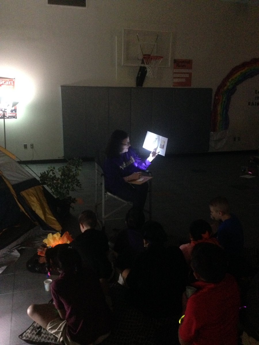 JessNMWilliams's tweet photo. Herty Reading Campout #HertyHasHeart @lori__jill @bridgetgrubb @trturnage2016 https://t.co/Eo3q3uYObC