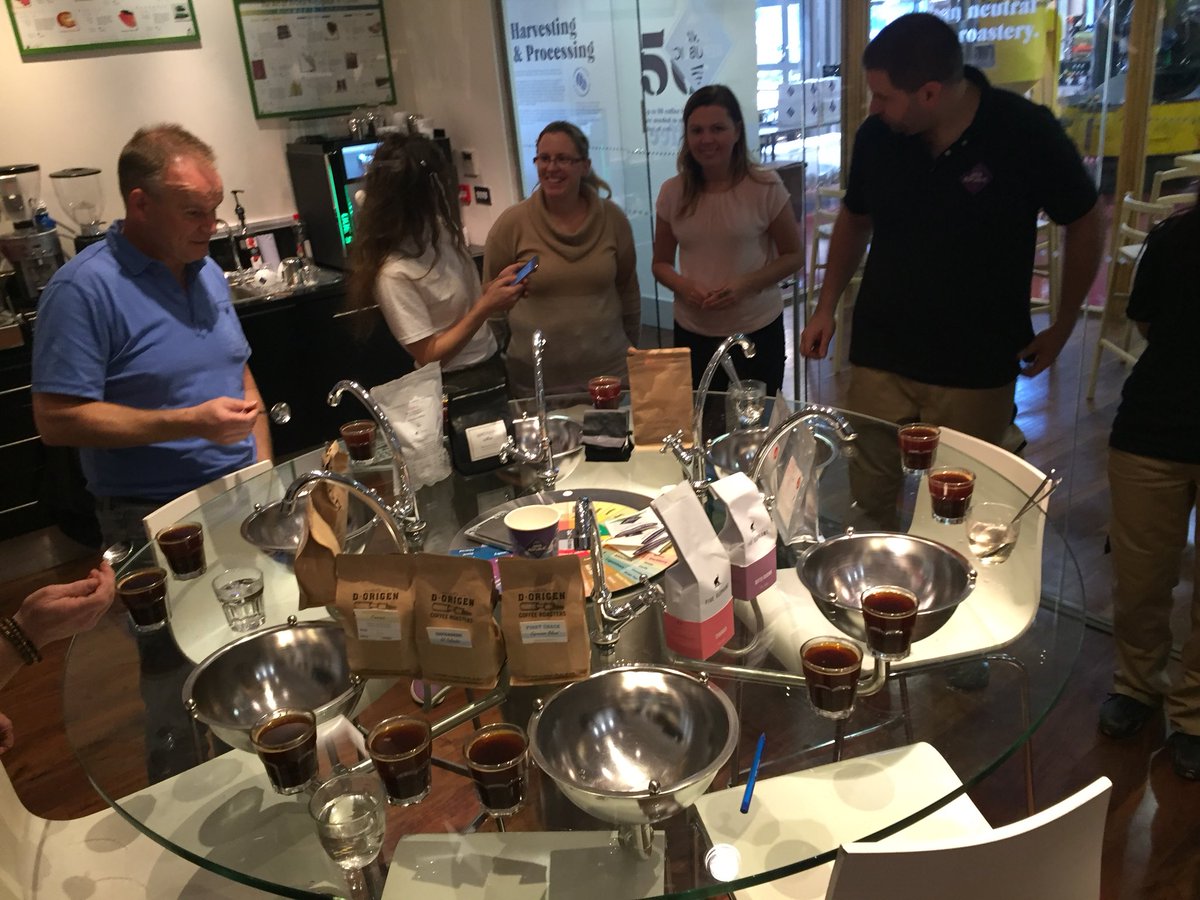 vinibarista's tweet photo. Post #baristacampeu cupping st @JavaRepublic #Happycuppingfriday https://t.co/6Tk9k7c8GT