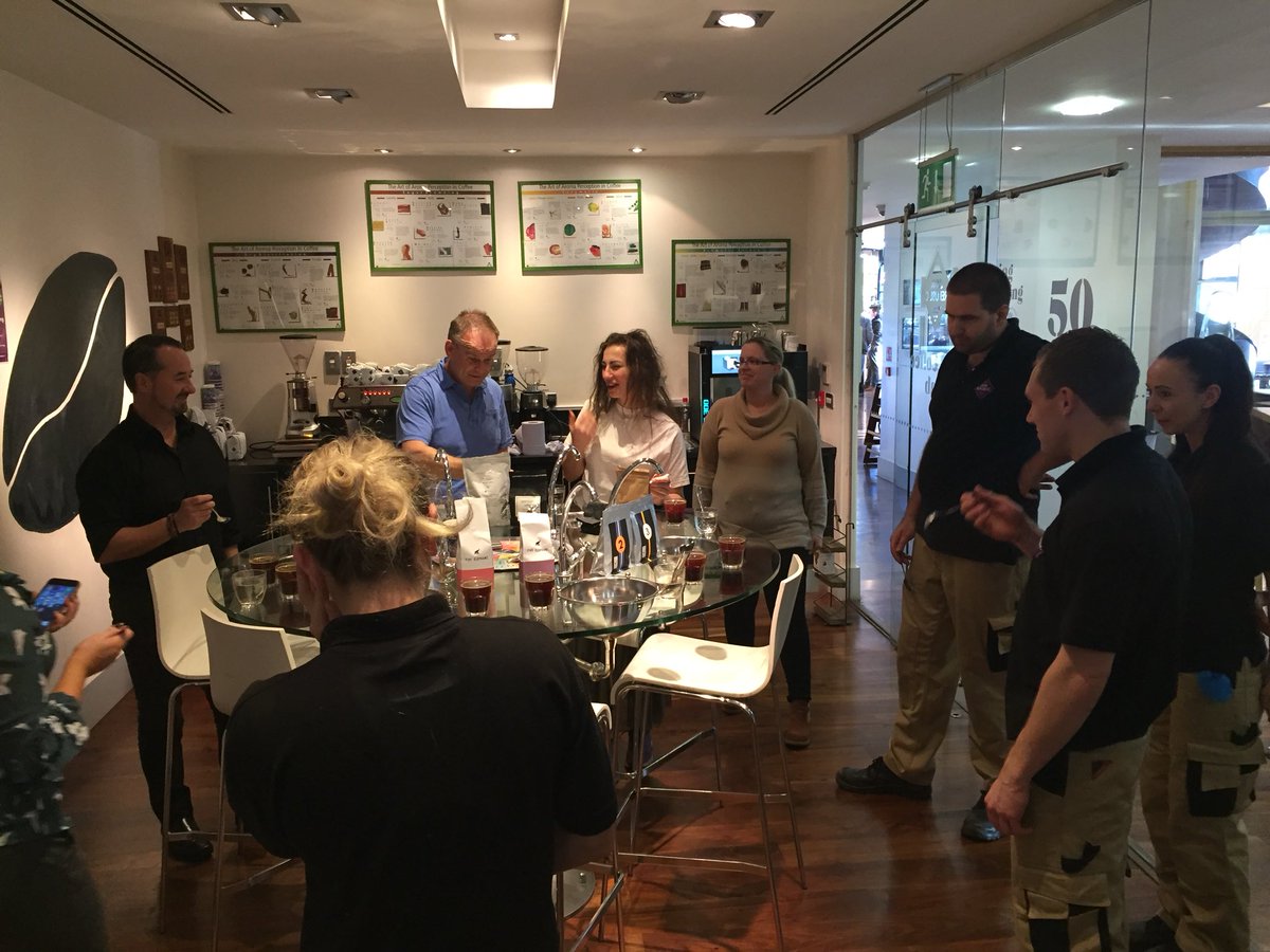 vinibarista's tweet photo. Post #baristacampeu cupping st @JavaRepublic #Happycuppingfriday https://t.co/6Tk9k7c8GT