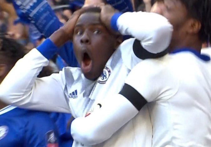 Hoje é dia dele!    O nosso zagueirão Kurt Zouma está completando 23 anos.

Happy birthday,  
