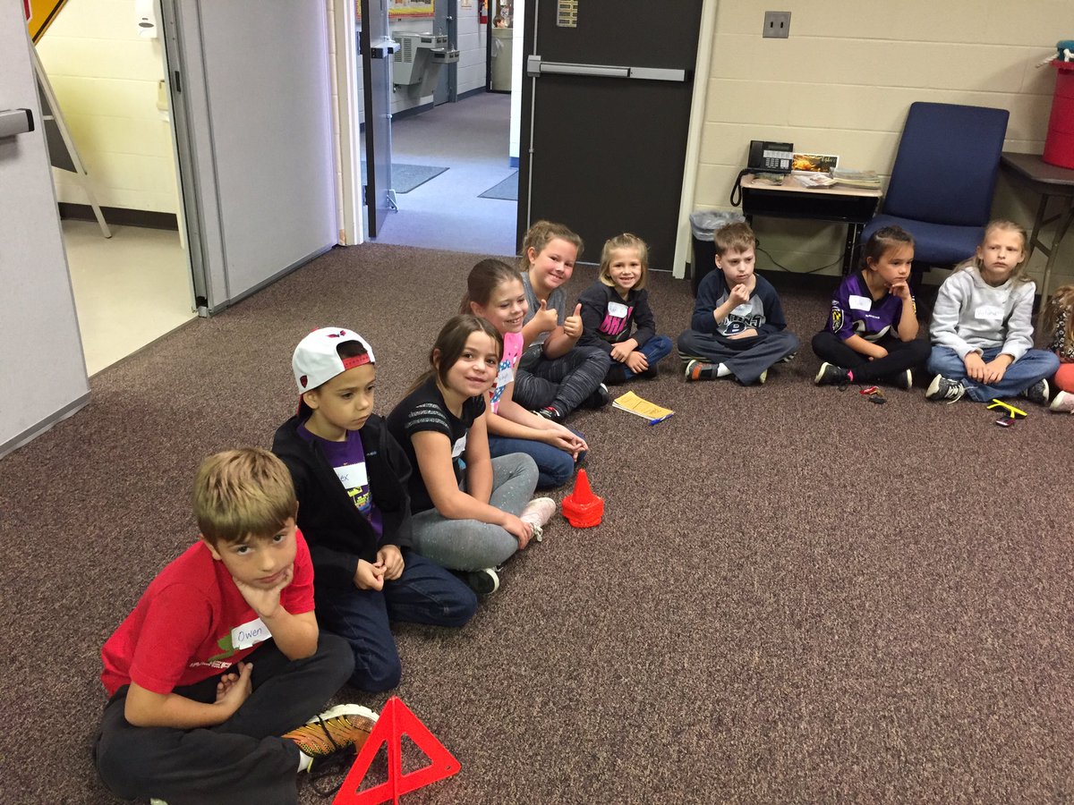 Melanie Seibert tweet media