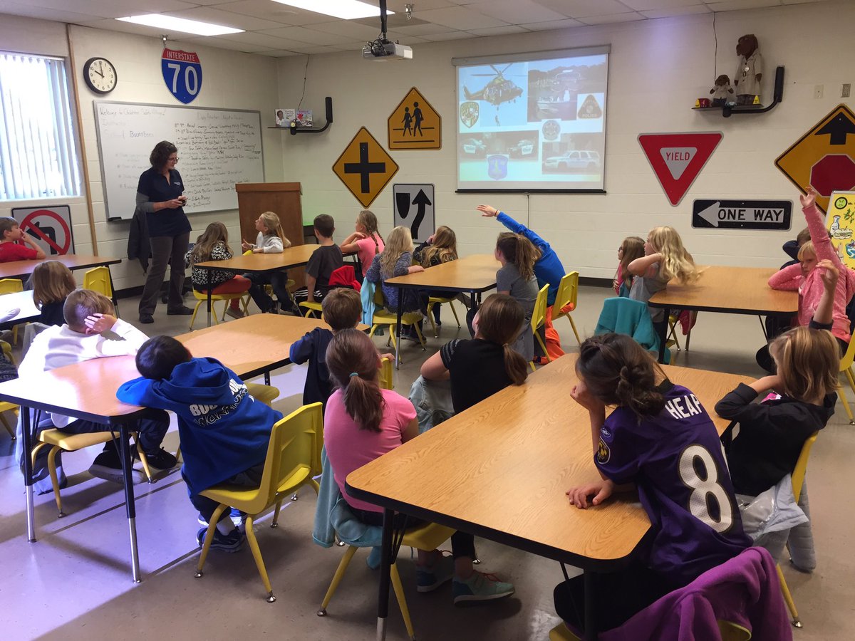 Melanie Seibert tweet media