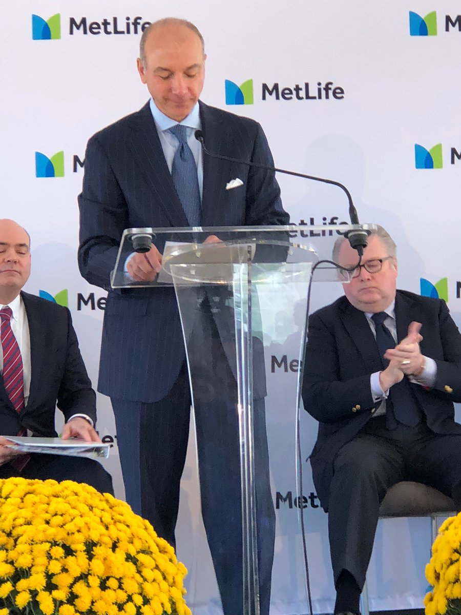 TBJpublisher's tweet photo. @MetLife CEO Steve Kandarian takes the stage as the company breaks ground on its third building of its global tech campus. #MetLifeCary https://t.co/Fgx6rfKEcg