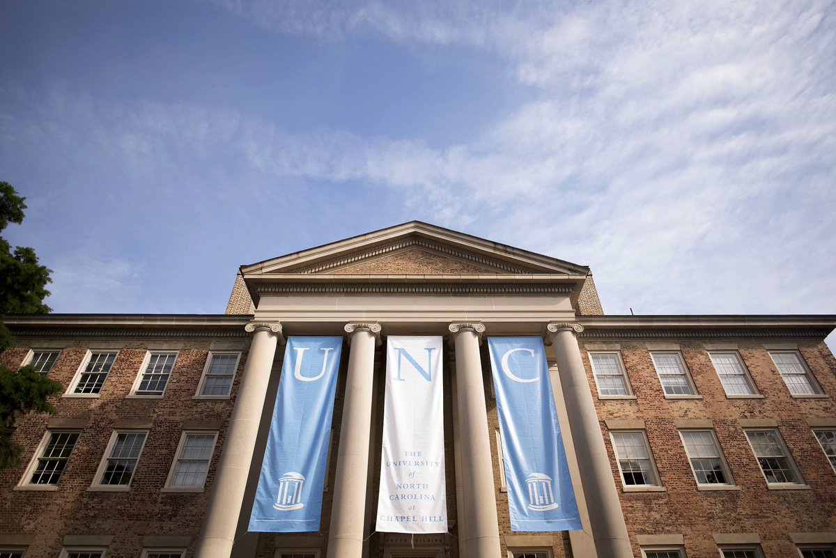 MBAatUNC's tweet photo. We’re pleased to welcome 100 MBA@UNC students and their families to @UNC this weekend to celebrate graduation. Share your photos: #MBAatUNC https://t.co/VuGJRwDpEs
