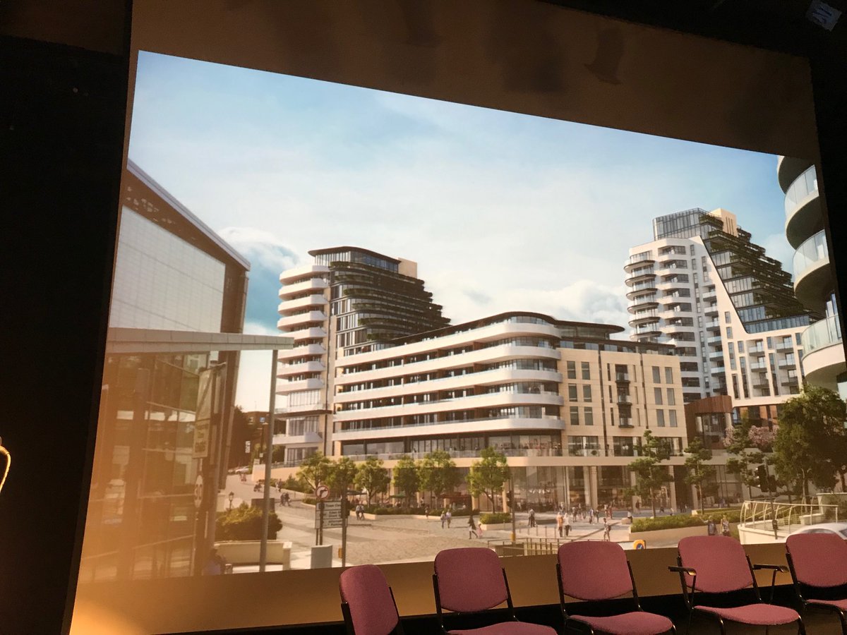petereales's tweet photo. #BournemouthDevelopmentCompany Vision presented by #BillCotton @bournemouthbc #DBAconf17 @DorsetBizAngels Investing Conference https://t.co/1ajVvrJMCV