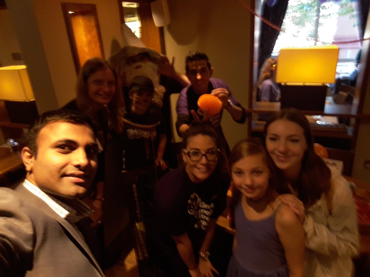 Halloween party at St P @R4chelMcKeeman <a href="/SDEBDD/">simon ewins</a> <a href="/sherwyno/">Sherwyn Mark Ortiz</a> <a href="/DziukMarta/">Marta Dziuk</a> @JamesRider_PI <a href="/londoncitypi/">London Central North</a> <a href="/PIStPancras/">PI St Pancras</a>