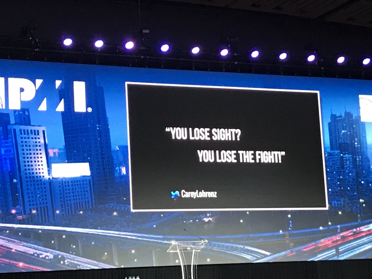 fdelignettef's tweet photo. Présentation de Carey Lohrenz, première femme Pilote sur F-14 Tomcat de la US Navy au PMI, à Chicago ... https://t.co/coHucG84Aa