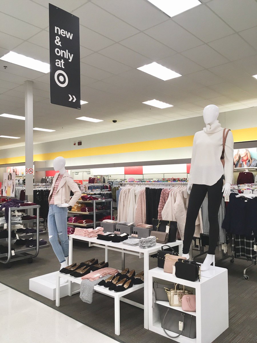 A New Day: VMed to match the brand’s logo. #vml #targetstyle <a href="/adamas65/">Josh Turner</a> <a href="/abbyrohrer84/">Abby Rohrer</a> @sara1drow