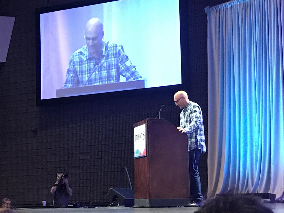 ‘Leading with values will definitely lead to success’ <a href="/KevinClearyCEO/">Kevin Cleary</a> #NI17 <a href="/netimpact/">Net Impact</a> 👏