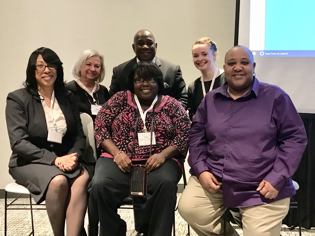 Developing_KIDS's tweet image. Our fantastic presentation-Establishing Roots, Growing Trust”  #CommonFuture2017 @skillmanfound @CCGrantsDetroit @Developing_KIDS