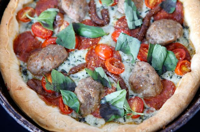 Is it ever a bad time to eat meatballs? #dontdisthedeepdish #lunchtime #TGIF #nola