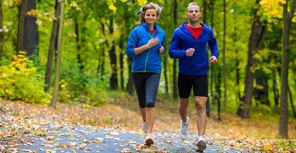 FLHealthDuval's tweet photo. Don’t just watch sports this weekend, get in on the action! Just 30 minutes a day can improve your overall well-being. #WeekendWellness https://t.co/T3LISRKBVP