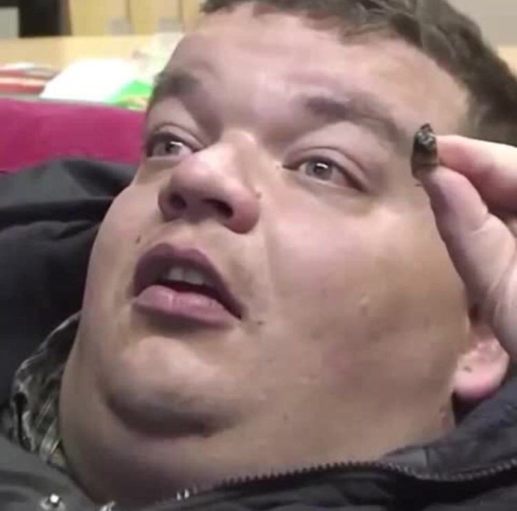 DrugedPosts tweet picture