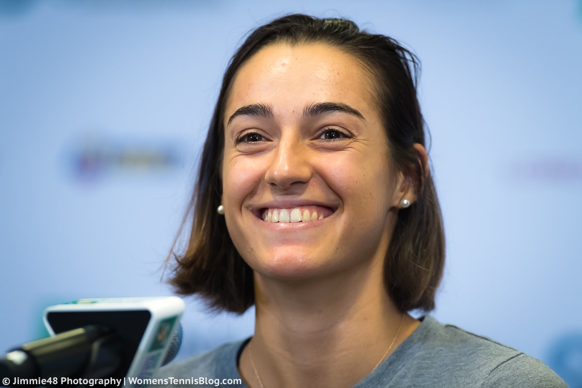 CAROLINE GARCIA - Página 29 DNJyXuyU8AEl_hL