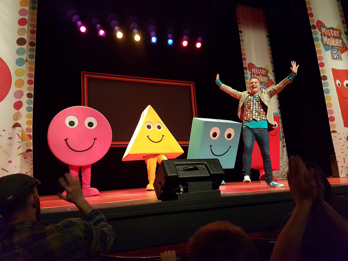 Zoeimbimbo's tweet photo. #MisterMakerLive #IAmAShape #Brighton https://t.co/Mp6Df0MkIv