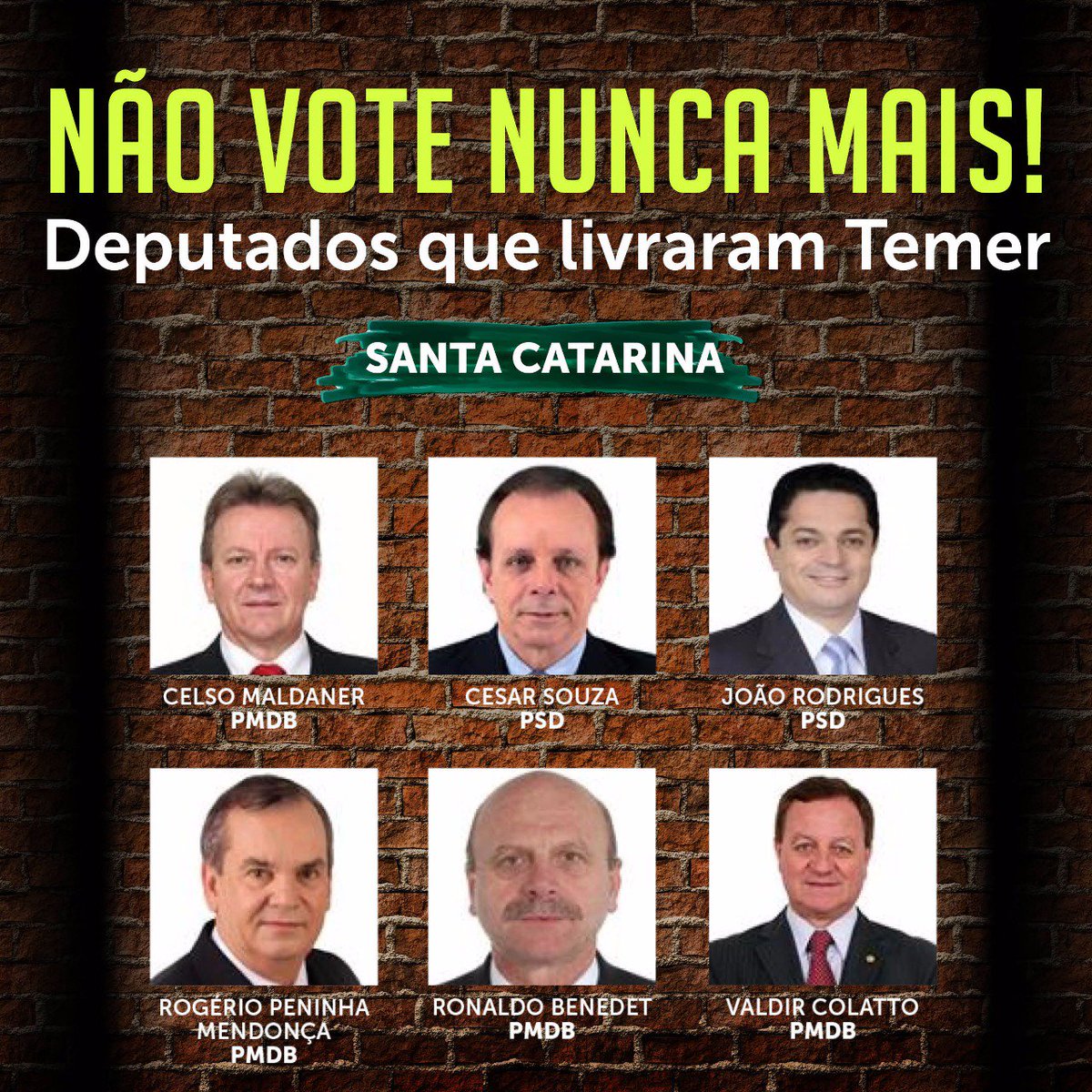 PTnaCamara's tweet photo. Veja os deputados de Sta Catarina q livraram Temer
Lembrete:a bancada toda do @PTnaCamara votou pela investigação #PraSalvarOBrasilForaTemer https://t.co/h3mVxGjINl