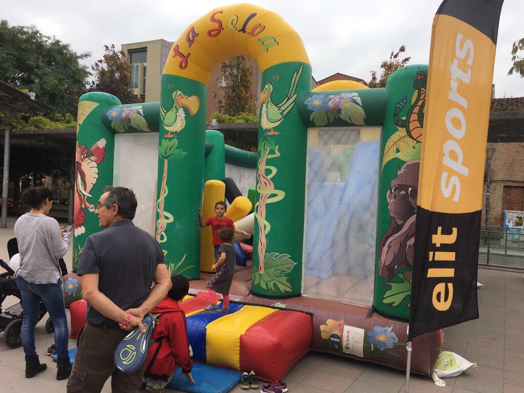 elitsports's tweet photo. Demà farem #festa a #Terrassa! A la pl vella #inflables a la jornada solidària #salta @cerclemon i al parc St Jordi #jocs amb @canaurellCAT https://t.co/m1QACaT6CC
