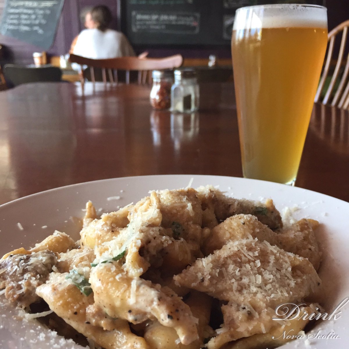 Spicy noodles and Scratch Plaskett 
#perfectpair #drinkns #eatns #nscraftbeer #noodlesfordays 
<a href="/valleynoodleguy/">The Noodle Guy</a> <a href="/SchoolhouseBrew/">Schoolhouse Brewery</a>