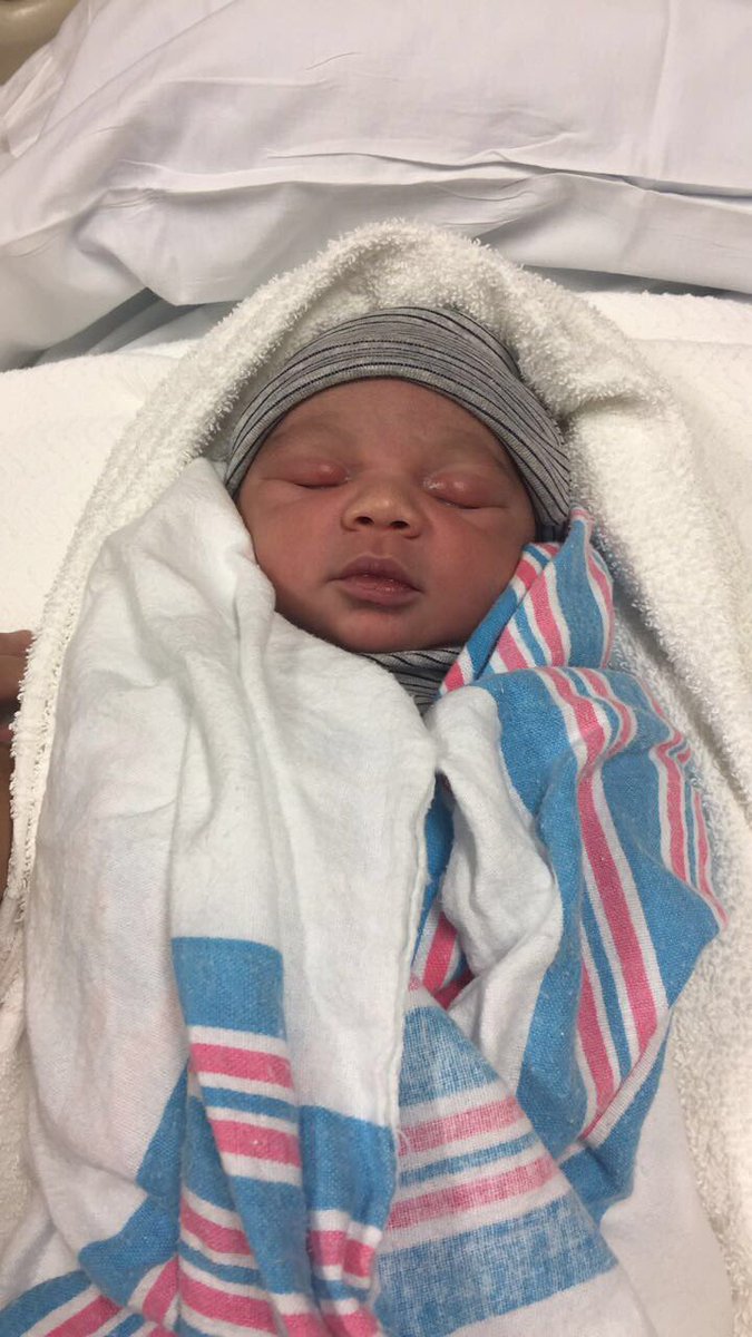 Meestayyyy's tweet photo. Everyone meet Kamrion Bryce 😍💙👶🏽 https://t.co/okilj2ZaHb
