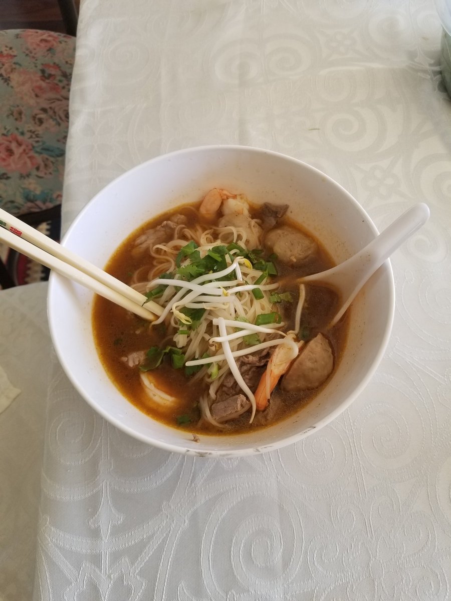 acooke0728's tweet photo. @GordonRamsay how's my pho? https://t.co/rbbhXPST94