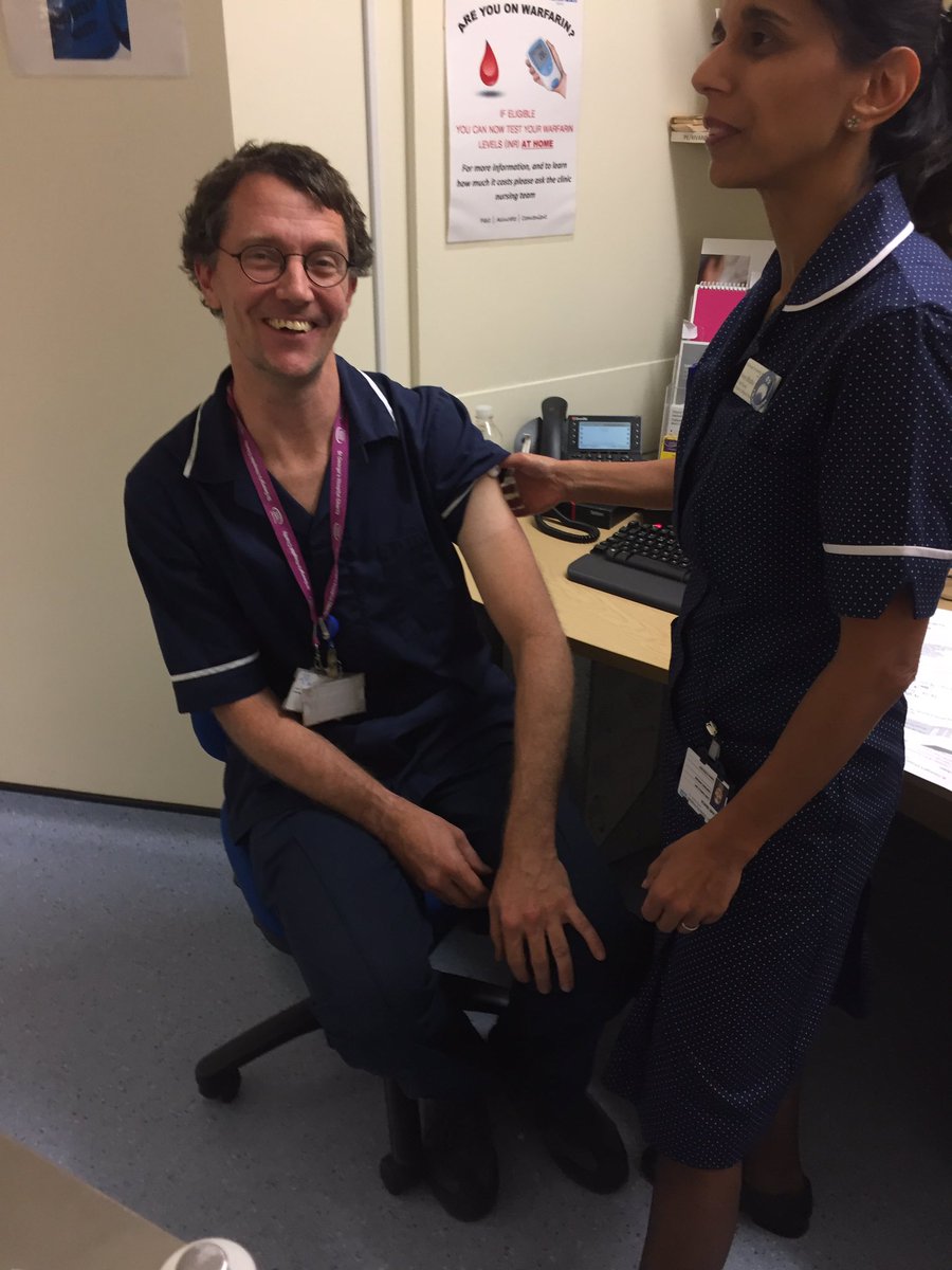 avey_bhatia's tweet image. Great email free Friday out and about meeting our lovely staff and giving flu vaccine #mutitasking  @StGeorgesTrust