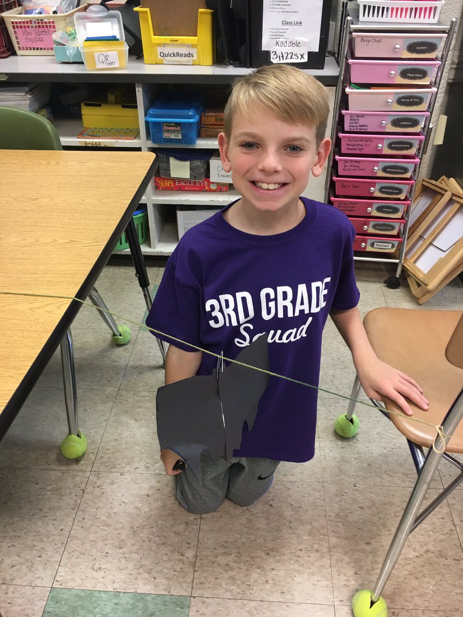 MrsAshleighGlen's tweet photo. Hanging Bats #BatLovestheNight #STEMeducation #STEMChallengeFriday https://t.co/ivFYZBHYm5