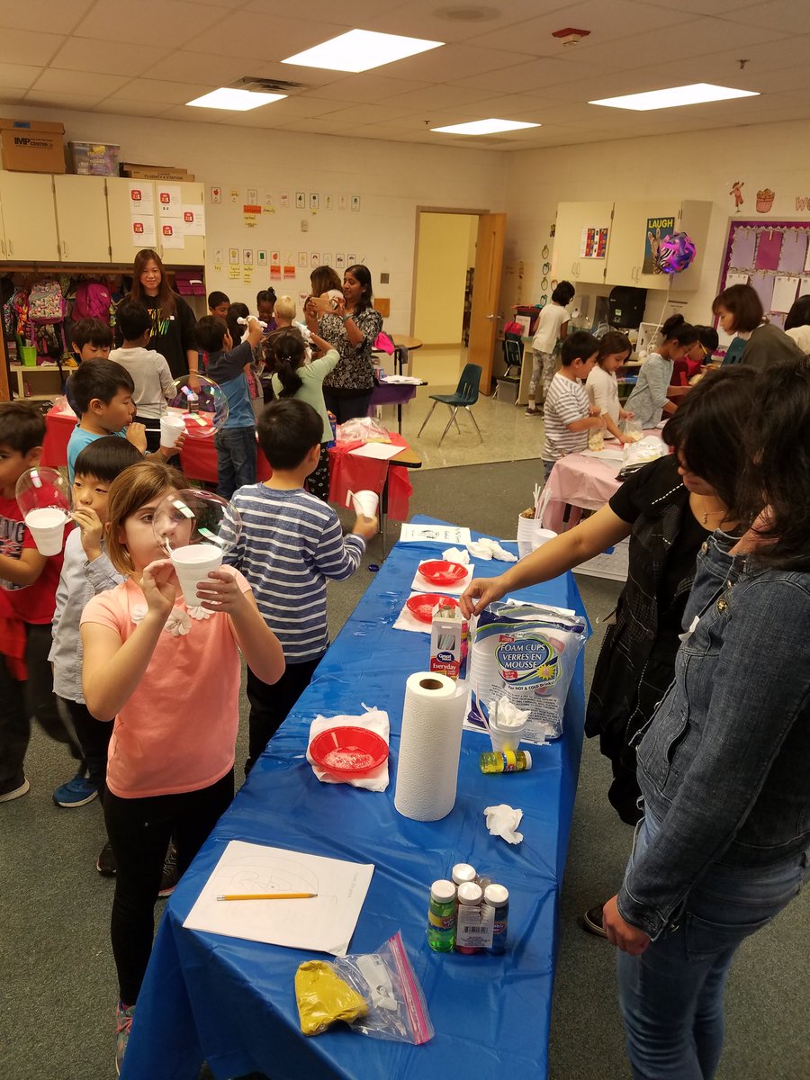 TeacherGant's tweet photo. Thanks to our awesome CPES parents that helped make today "The best day ever," according to these 25! #funingrade2 @colinpowelles https://t.co/lNnuu3iUZ8
