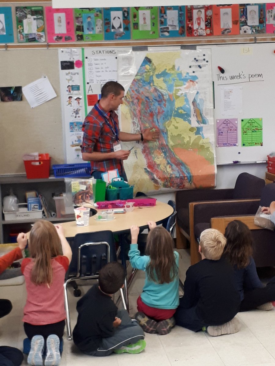 PE_learning's tweet photo. Soil mapping, glacier talk & learning about rocks with John the Geologist. #authenticlearning #rocksandminerals #pt3rocks #miniexperts https://t.co/kNj1X9S7a6