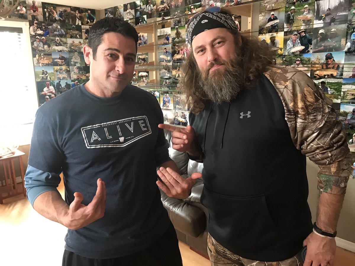 NWAALIVE's tweet photo. Even "The Duckmaster" himself knows that #NorthwestArkansas is where it's at! #nwaalive @helponenow @williebosshog #bestplacestolive https://t.co/9MMpQc6j0m
